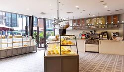 The Tre Ver (D13), Retail #595978411